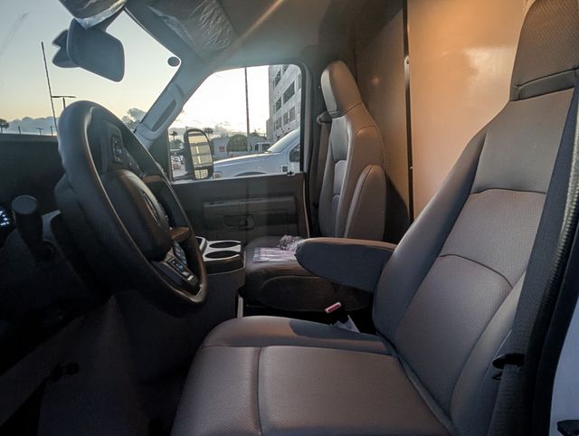 New 2026 Ford E-350 Cutaway - photo 6