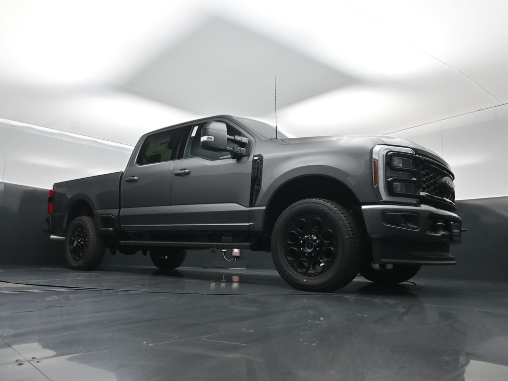 New 2026 Ford F-250 - photo 2