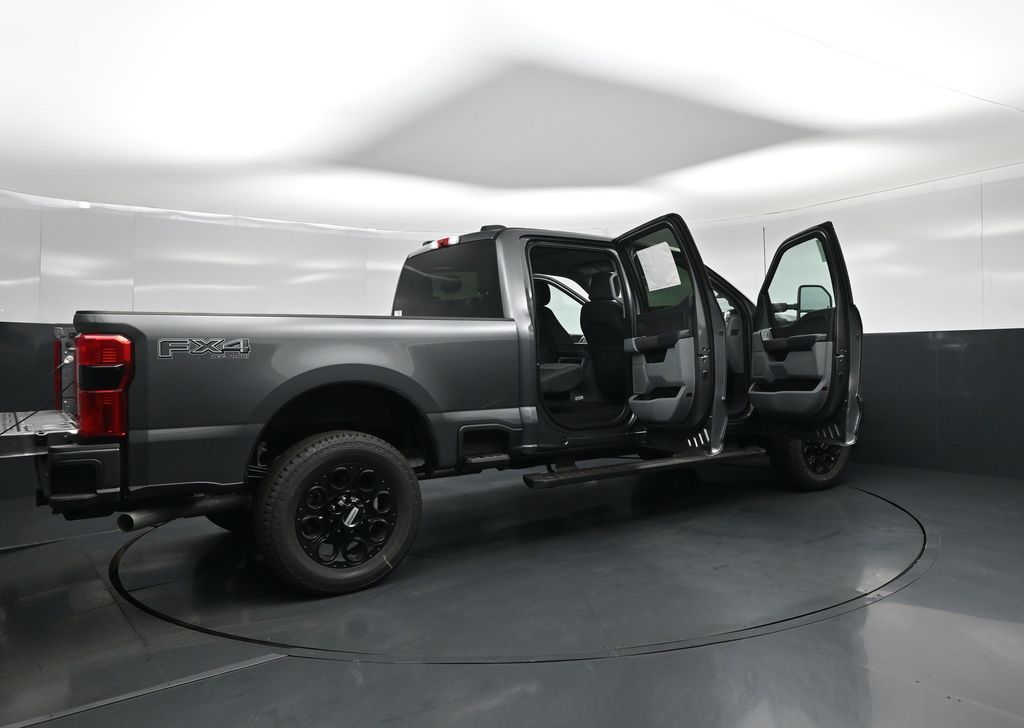 New 2026 Ford F-250 XL Crew Cab - photo 4