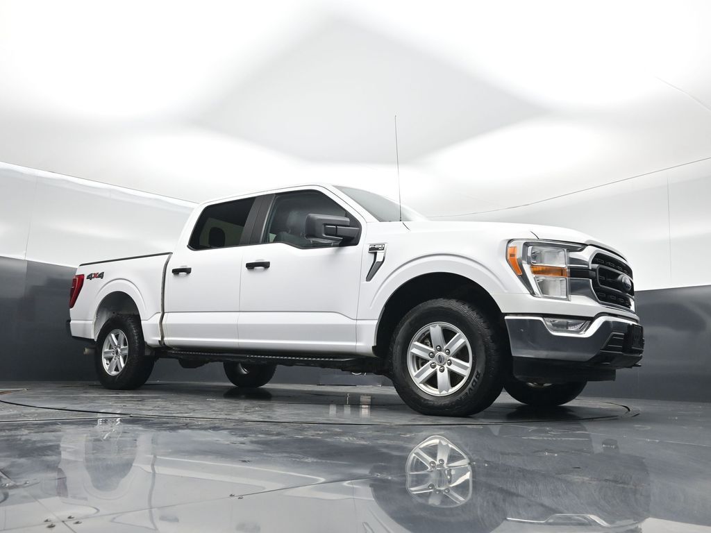 Used 2021 Ford F-150 XLT SuperCrew Cab - photo 4