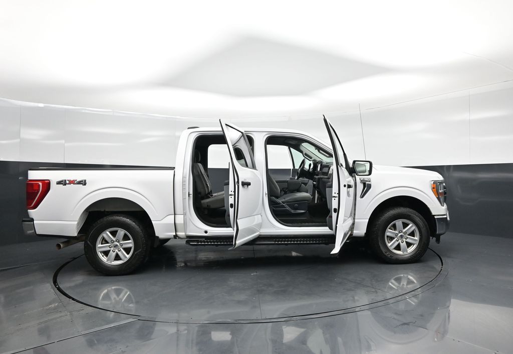 Used 2021 Ford F-150 XLT SuperCrew Cab - photo 5