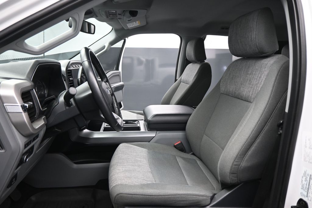 Used 2022 Ford F-150 XLT SuperCrew Cab - photo 10