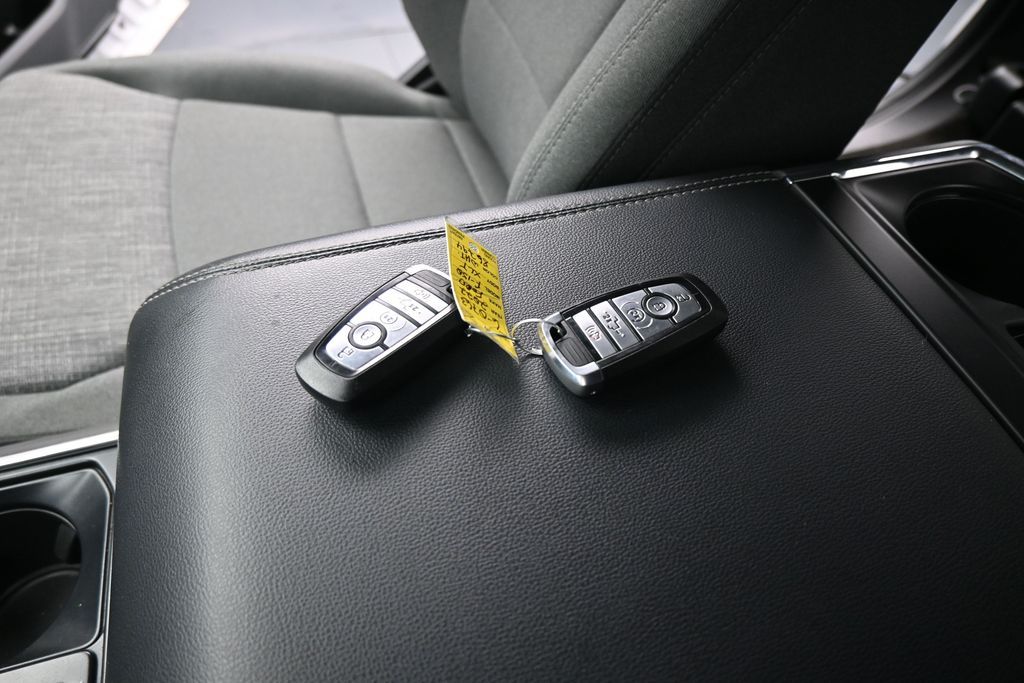 Used 2022 Ford F-150 XLT SuperCrew Cab - photo 15