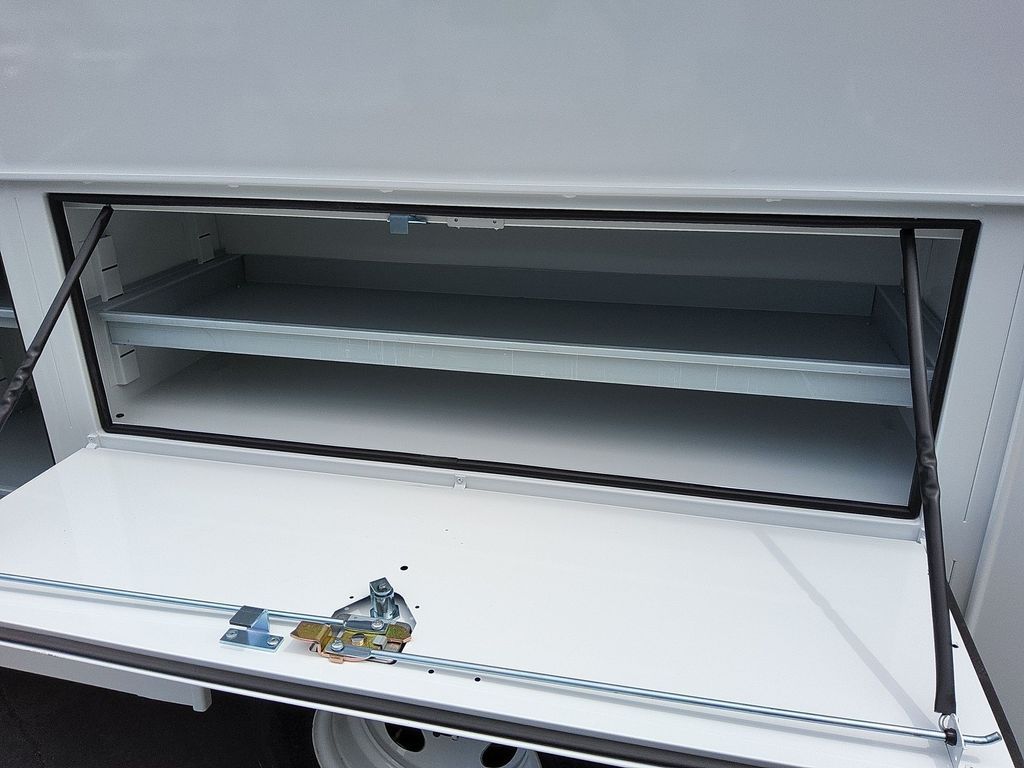 New 2026 Ford E-350 Cutaway - photo 14