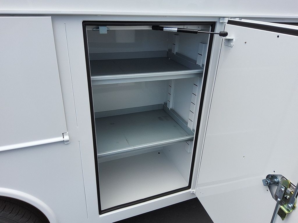New 2026 Ford E-350 Cutaway - photo 24