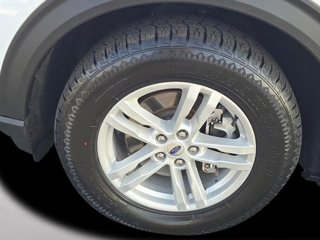 Used 2024 Ford Explorer XLT - photo 8
