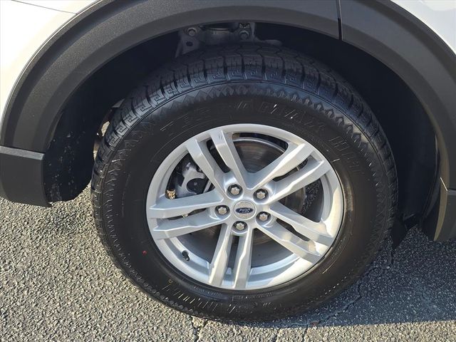 Used 2024 Ford Explorer XLT - photo 10