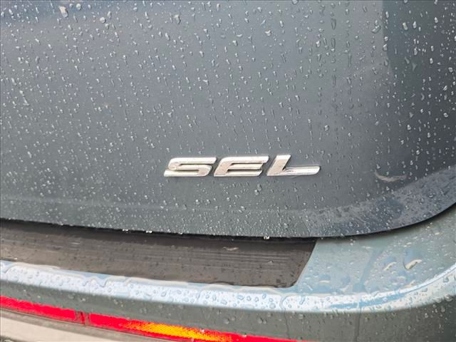 Used 2016 Ford Edge SEL - photo 18
