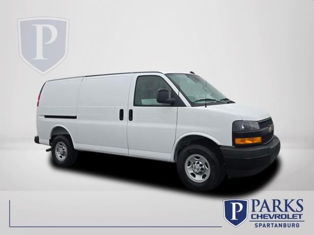 New 2025 Chevrolet Express 2500 Empty Cargo Van - photo 10