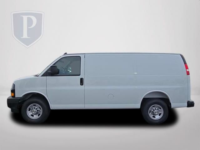 New 2025 Chevrolet Express 2500 Empty Cargo Van - photo 19