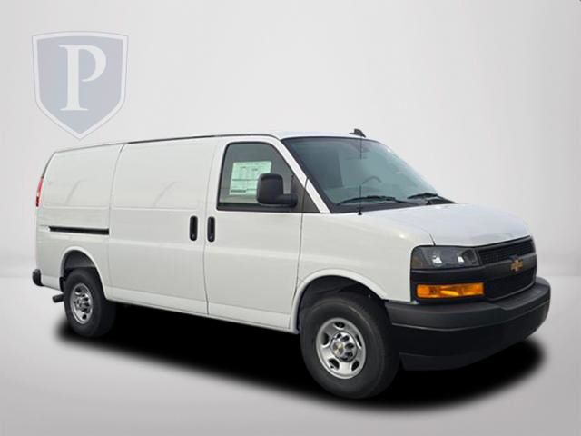 New 2025 Chevrolet Express 2500 Empty Cargo Van - photo 11