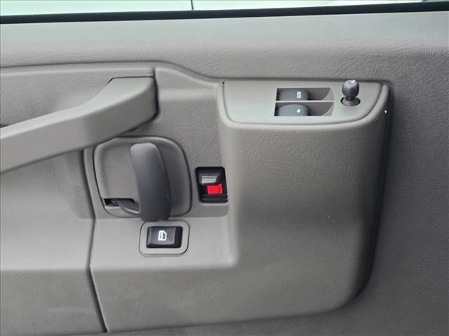 New 2025 Chevrolet Express 2500 Empty Cargo Van - photo 3