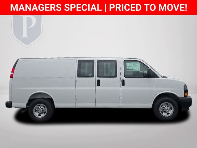 New 2025 Chevrolet Express 2500 Empty Cargo Van - photo 5