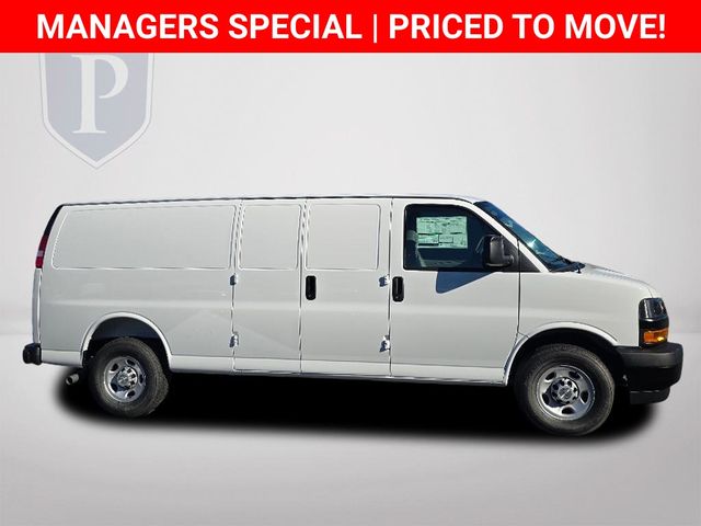 New 2025 Chevrolet Express 2500 Empty Cargo Van - photo 4