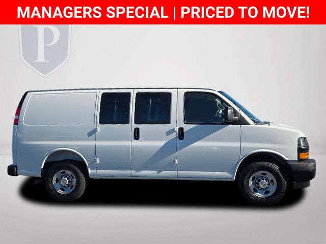 New 2025 Chevrolet Express 2500 Empty Cargo Van - photo 4