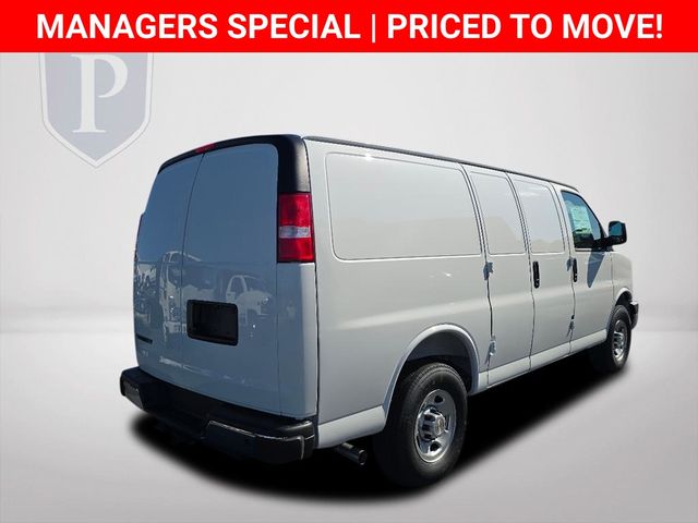 New 2025 Chevrolet Express 2500 Empty Cargo Van - photo 7