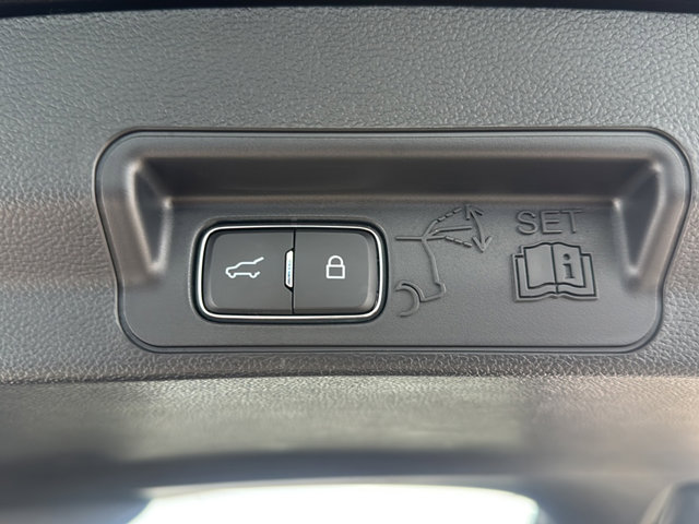 Used 2023 Ford Explorer ST - photo 25