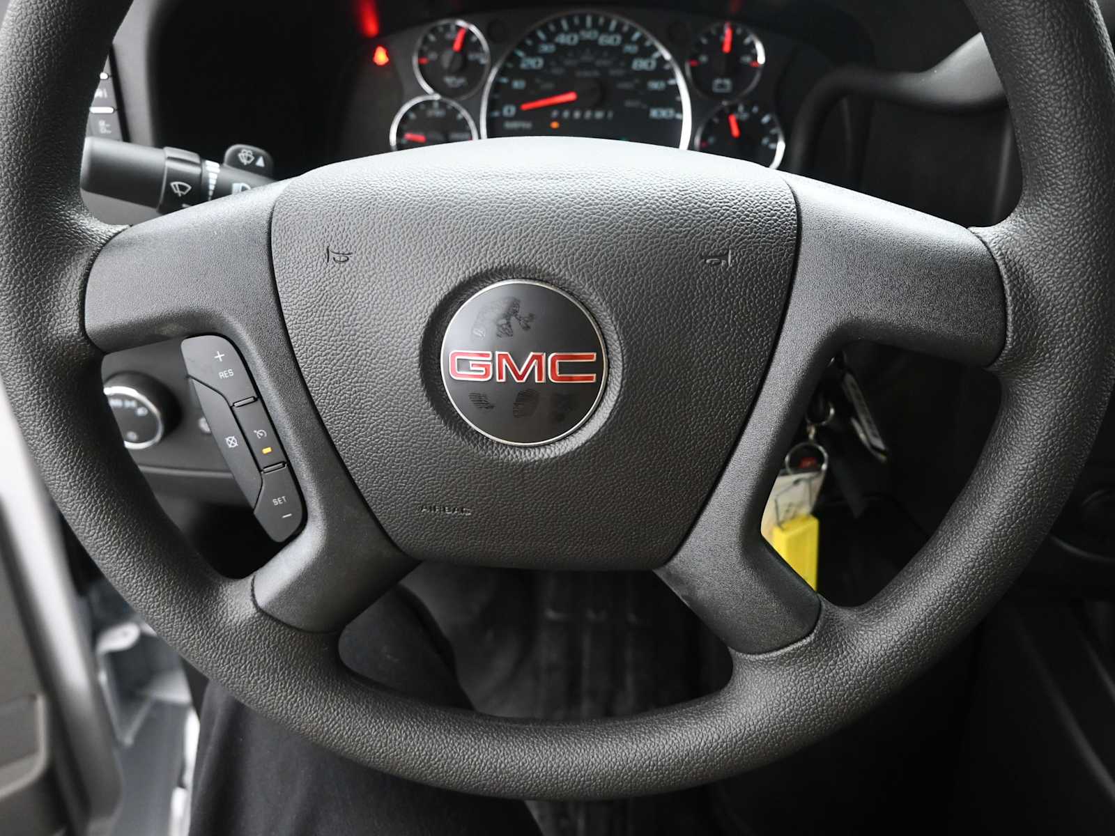 New 2025 GMC Savana 2500 Empty Cargo Van - photo 18
