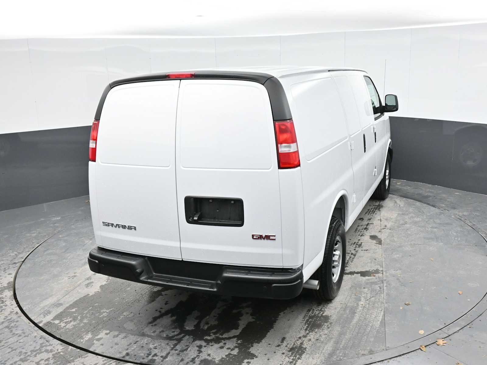 New 2025 GMC Savana 2500 Empty Cargo Van - photo 41