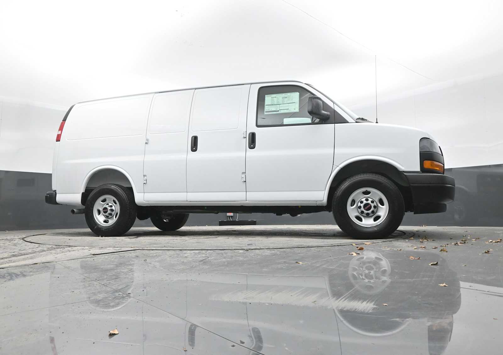 New 2025 GMC Savana 2500 Empty Cargo Van - photo 43