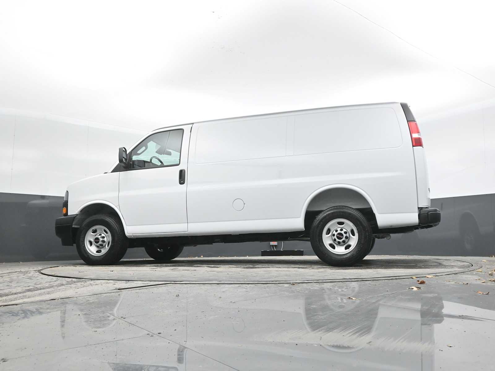 New 2025 GMC Savana 2500 Empty Cargo Van - photo 50