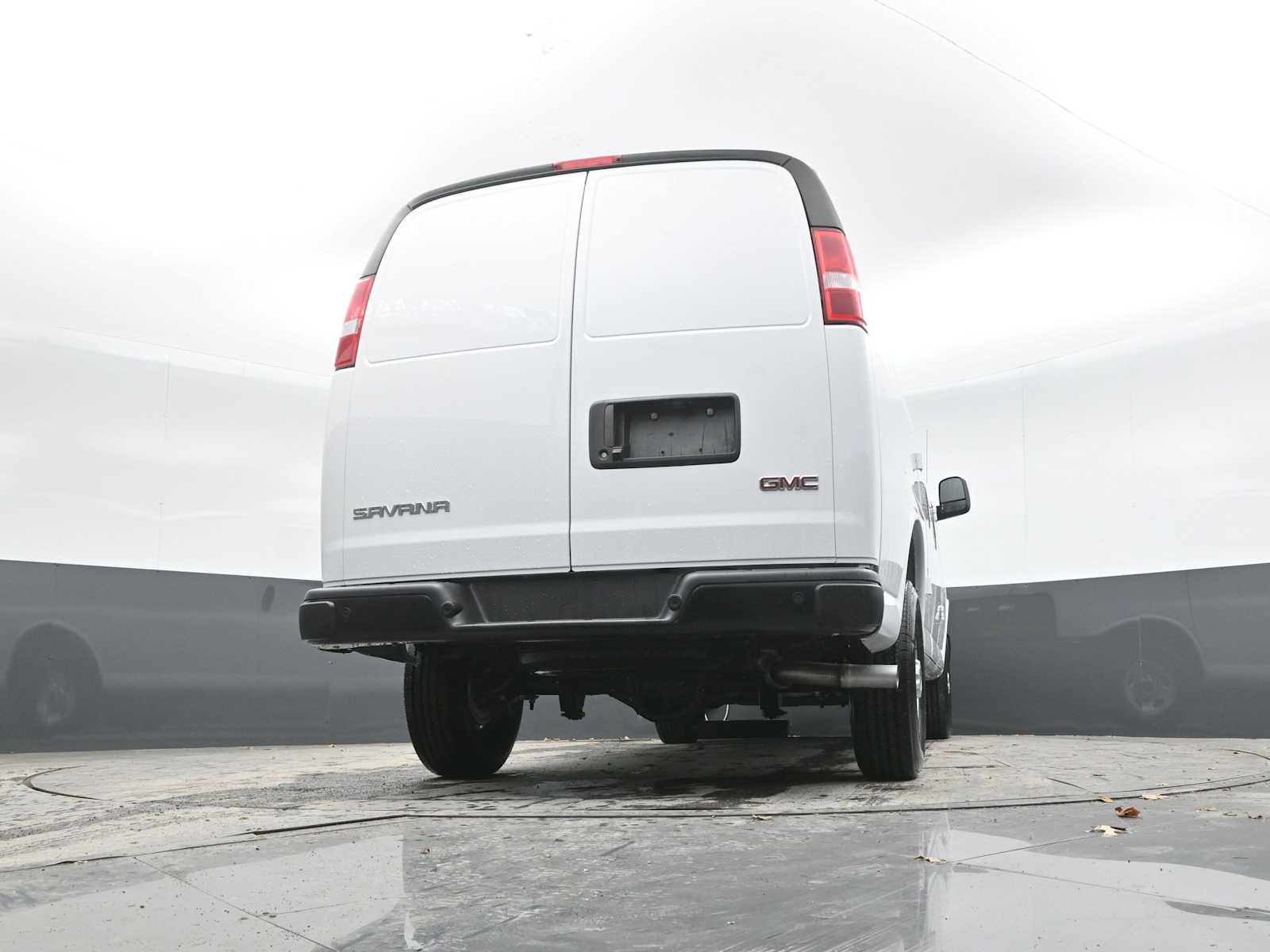 New 2025 GMC Savana 2500 Empty Cargo Van - photo 4
