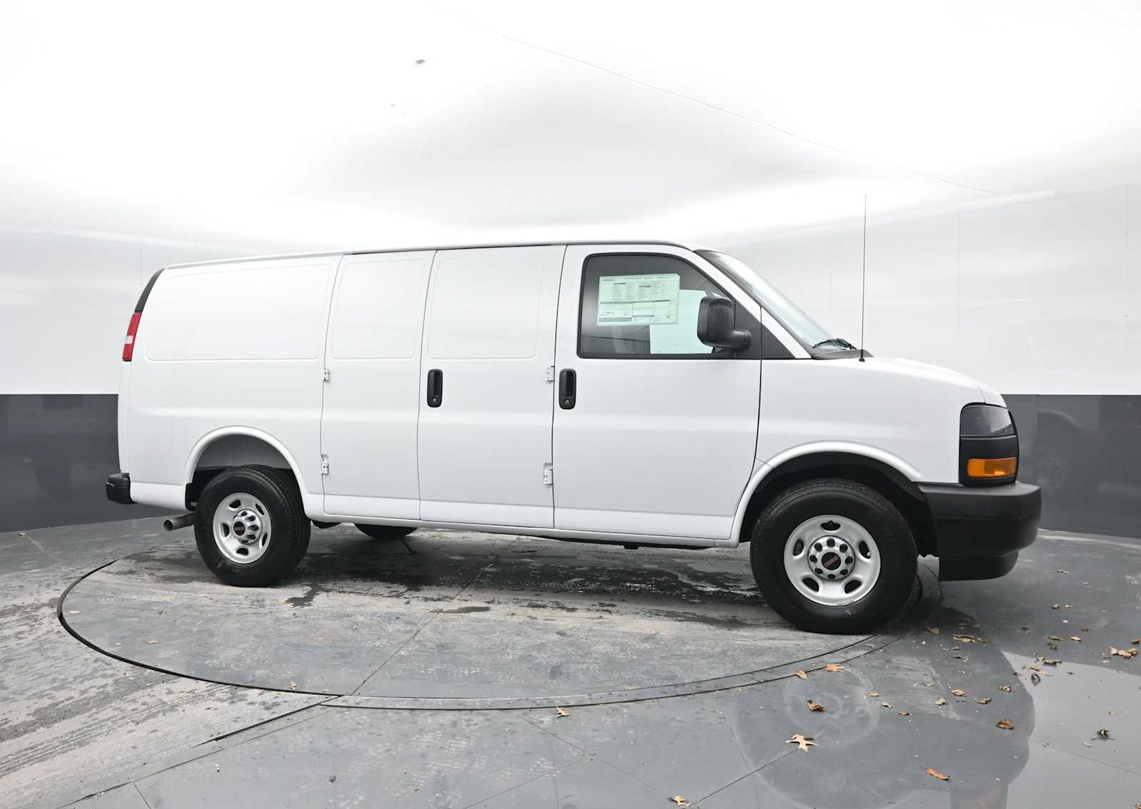 New 2025 GMC Savana 2500 Empty Cargo Van - photo 15