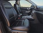 Used 2021 Ford Explorer XLT thumbnail 9