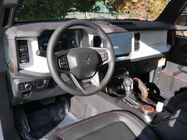 New 2025 Ford Bronco - photo 4