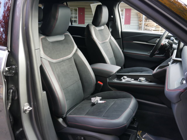 New 2026 Ford Explorer ST - photo 28