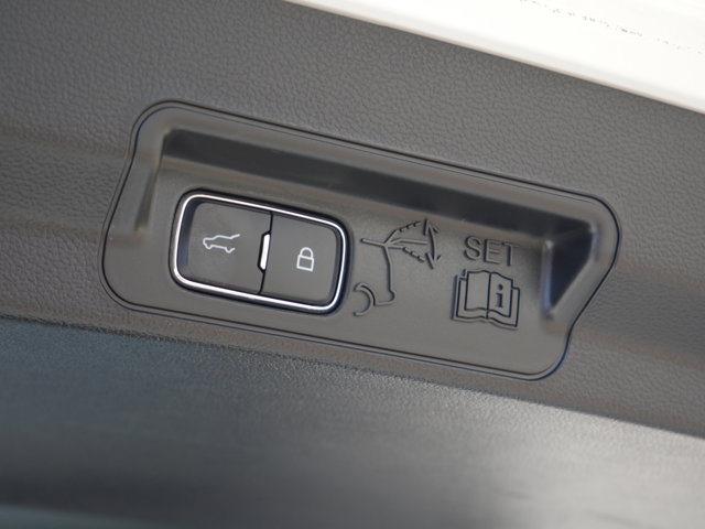 Used 2023 Ford Explorer ST - photo 26