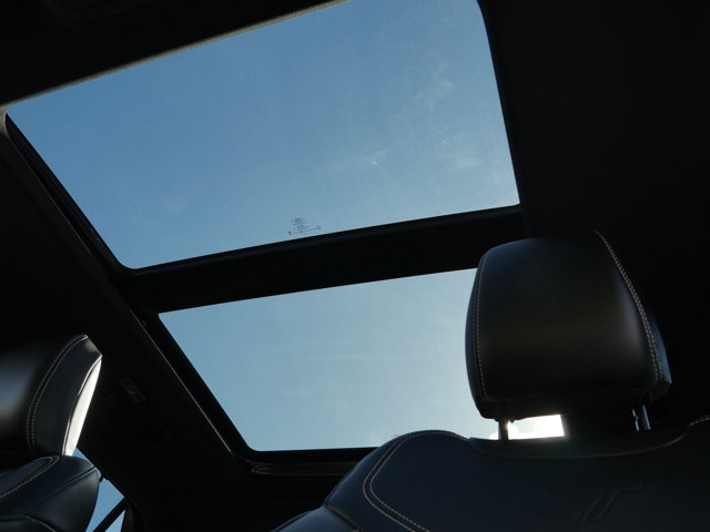 Used 2023 Ford Explorer ST - photo 4