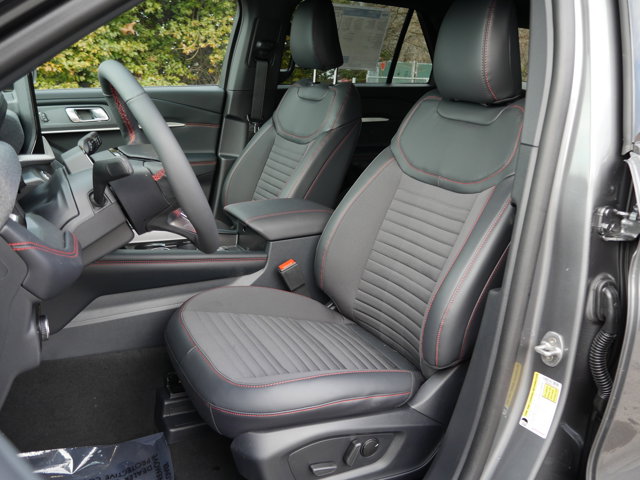 New 2026 Ford Explorer ST-Line - photo 36