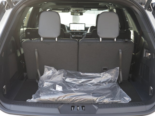 New 2026 Ford Explorer ST-Line - photo 25