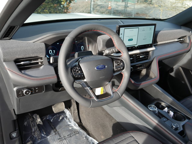 New 2026 Ford Explorer - photo 2