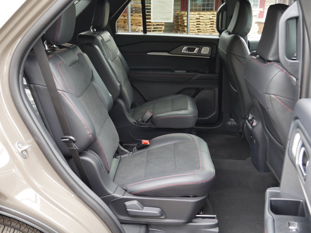 New 2026 Ford Explorer ST - photo 33