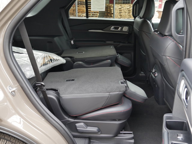 New 2026 Ford Explorer ST - photo 34