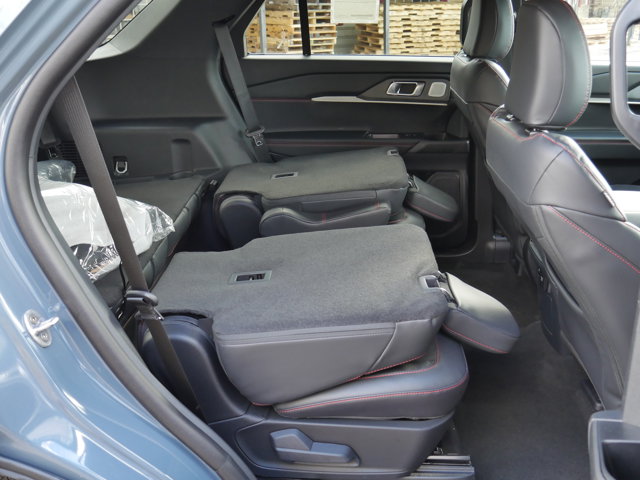 New 2026 Ford Explorer ST - photo 34