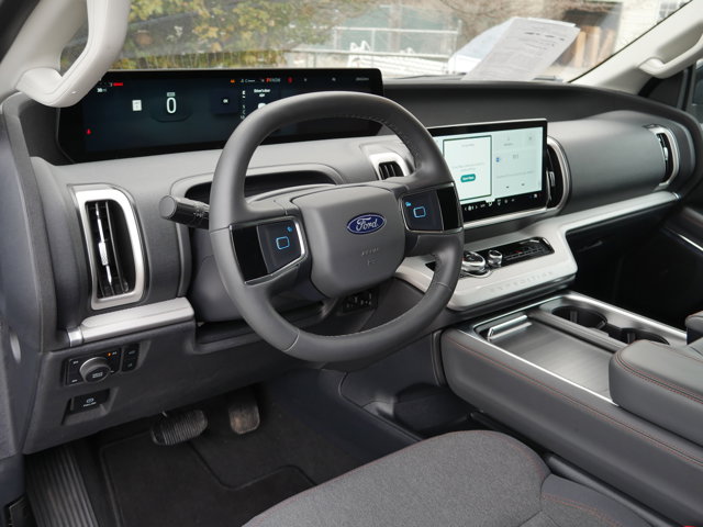 Used 2025 Ford Expedition MAX ACTIV - photo 4