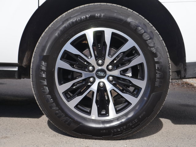 Used 2025 Ford Expedition MAX Platinum - photo 18