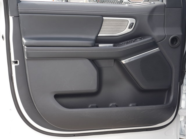 Used 2025 Ford Expedition MAX Platinum - photo 40