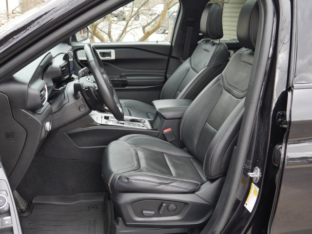 Used 2021 Ford Explorer - photo 2