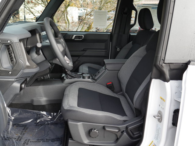 New 2025 Ford Bronco - photo 2