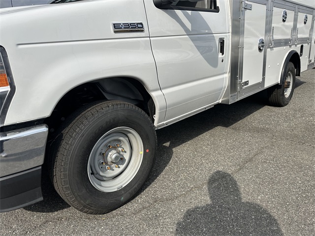 New 2026 Ford E-350 Cutaway - photo 11