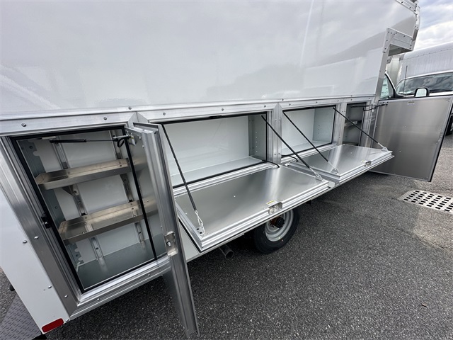 New 2026 Ford E-350 Cutaway - photo 27