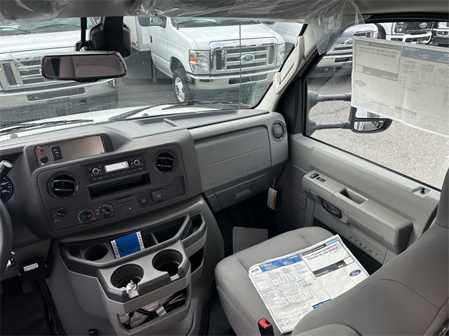 New 2026 Ford E-350 Cutaway - photo 32