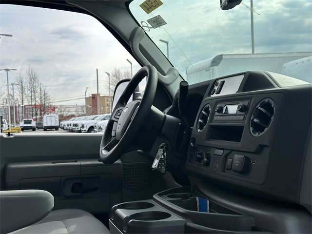New 2026 Ford E-350 Cutaway - photo 44