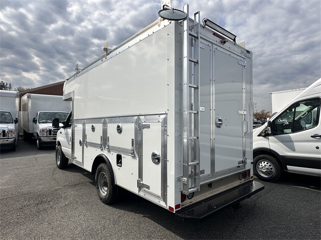 New 2026 Ford E-350 Cutaway - photo 6
