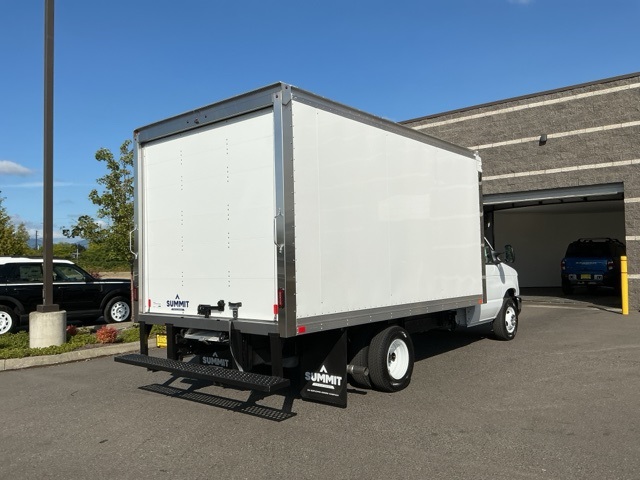 New 2026 Ford E-350 Cutaway - photo 4