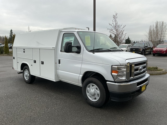 New 2025 Ford E-350 Cutaway - photo 3